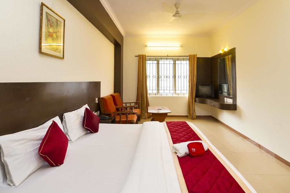 Oyo 649 Hotel Ajantha Trinity Inn Бангалор Экстерьер фото
