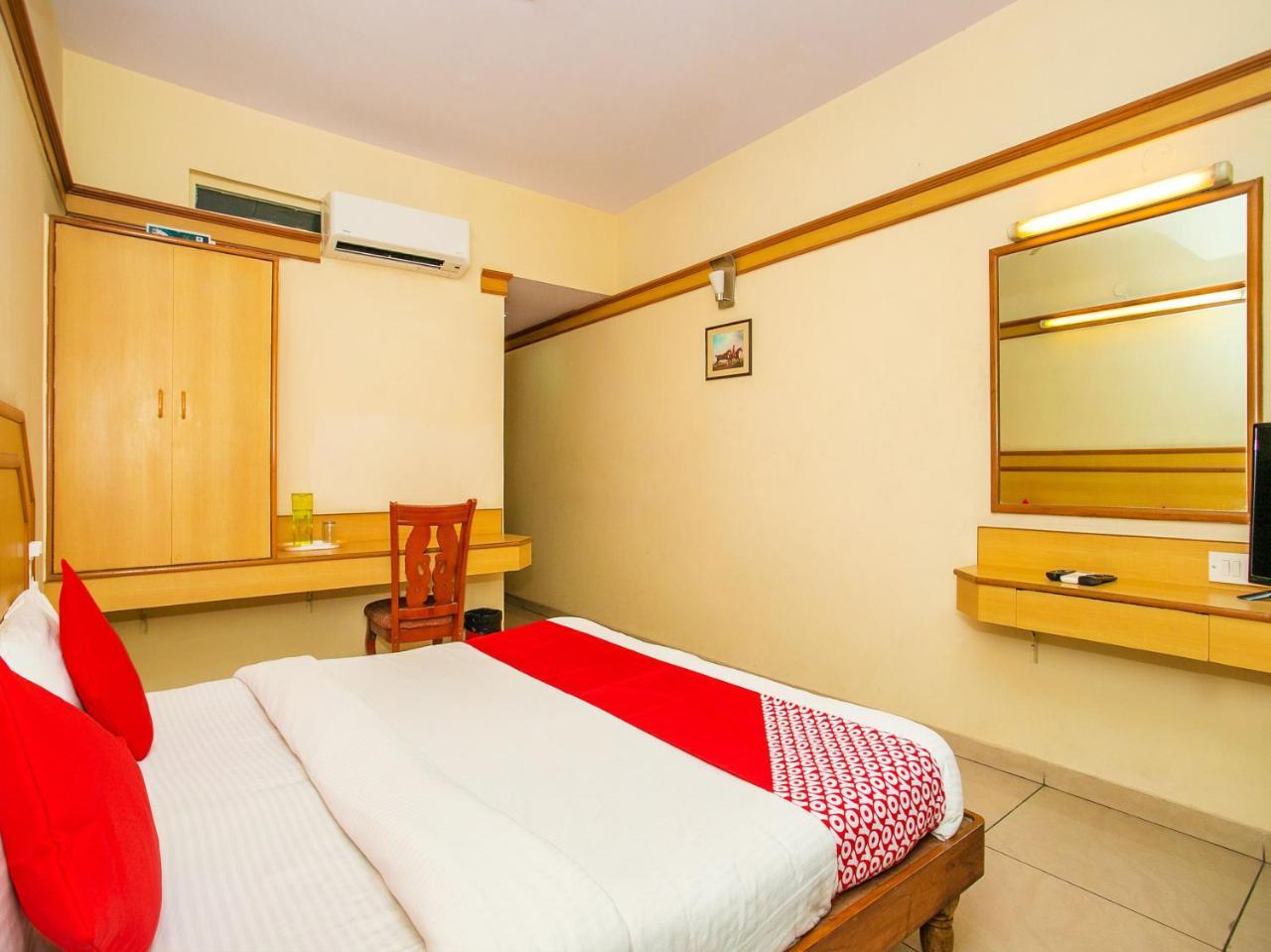 Oyo 649 Hotel Ajantha Trinity Inn Бангалор Экстерьер фото