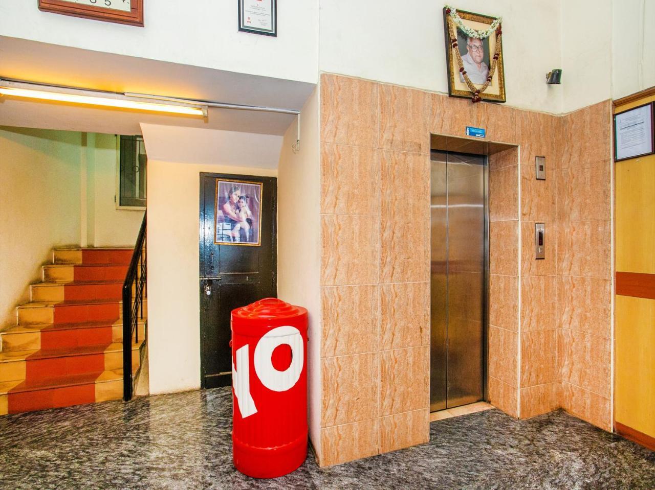 Oyo 649 Hotel Ajantha Trinity Inn Бангалор Экстерьер фото
